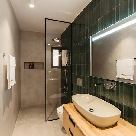 Greygreen By Holistay